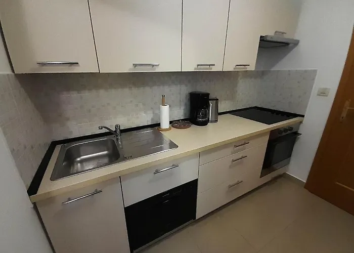 Lungomare * Πούλα