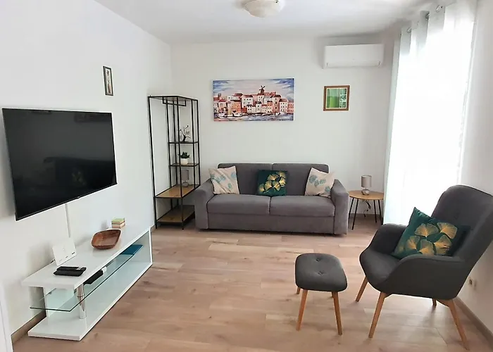 Apartment Lungomare *